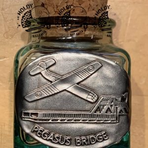 POT A SABLE PEGASUS BRIDGE HORSA
