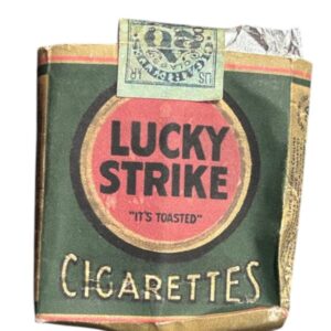 PAQUET DE CIGARETTE "LUCKY STRIKE"
