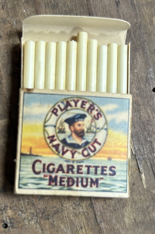 3 PAQUETS DE CIGARETTES DE PRÉSENTATION "DUMMY PACKET" – Image 12