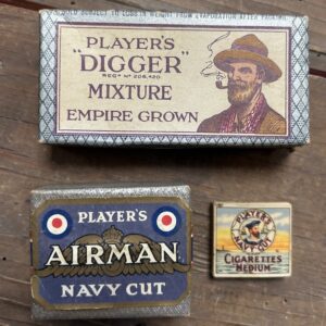 3 PAQUETS DE CIGARETTES DE PRÉSENTATION "DUMMY PACKET"