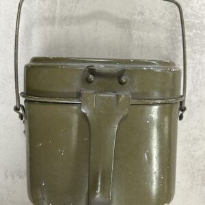 GAMELLE ALLEMANDE 1945